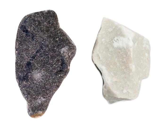 kamnini apnenec in dolomit na belem ozadju