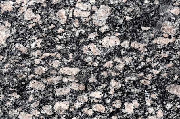 Naravni kamen granit v kuhinji
