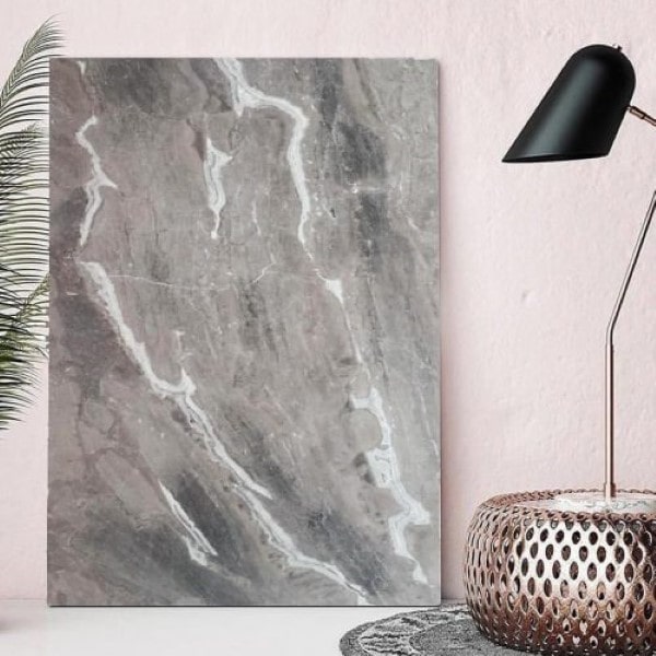 Struktura marmorja je zelo pestra in barvita