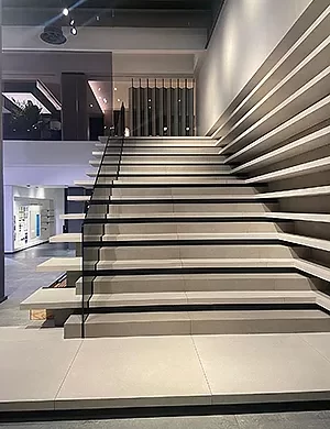 stopnice-velikoformatna-keramika